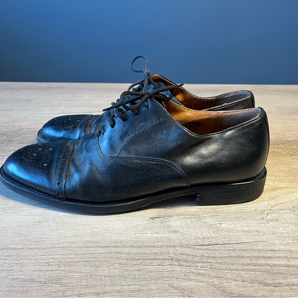 Distinction  (Eaton) Mens Dress Shoe - Picture 1 of 4